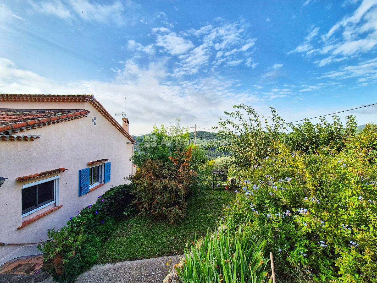 Maison à vendre  - 8 pièce(s) - 167m2 - Claviers (83830)