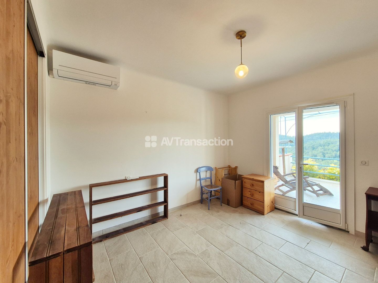 Maison à vendre  - 8 pièce(s) - 167m2 - Claviers (83830)