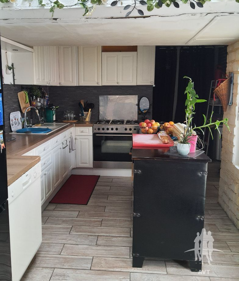 Maison à vendre  - 7 pièce(s) - 197m2 - Pont-saint-pierre (27360)