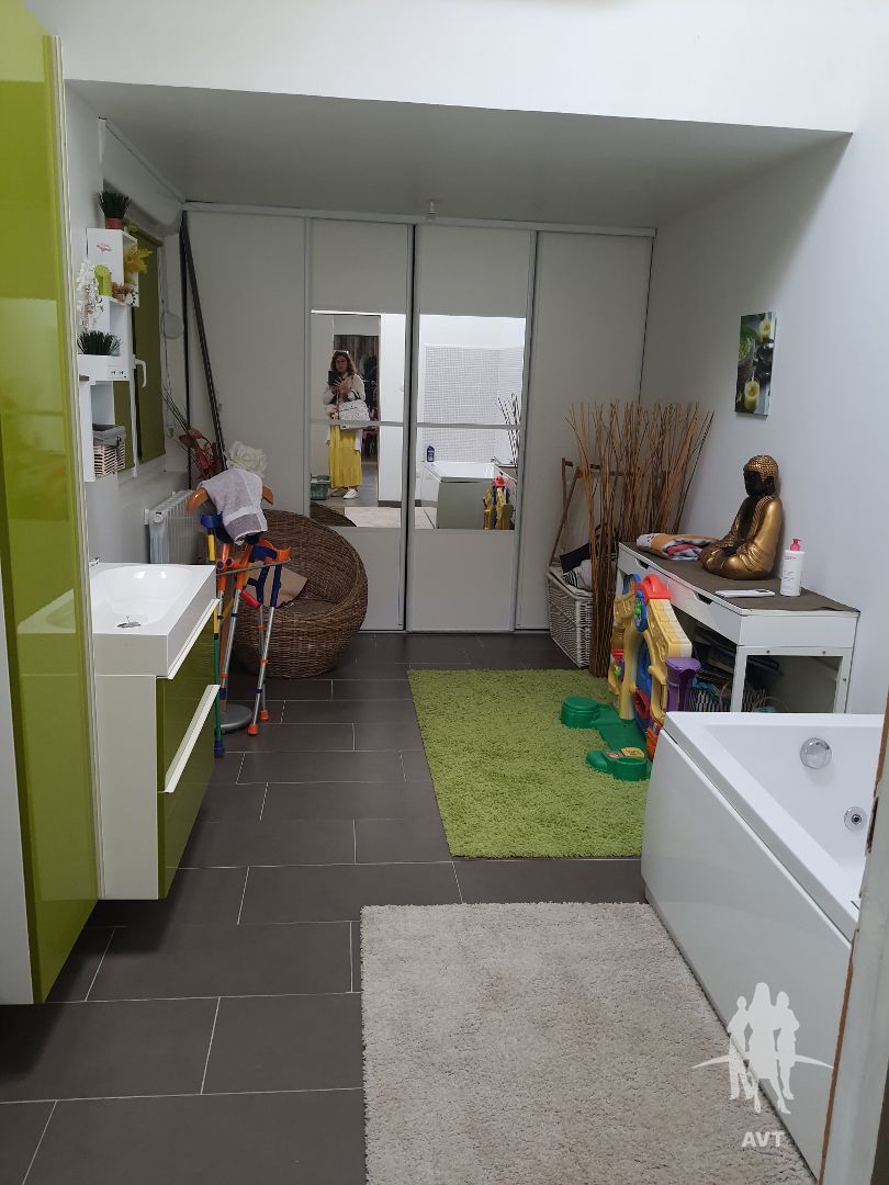 Maison à vendre  - 7 pièce(s) - 197m2 - Pont-saint-pierre (27360)