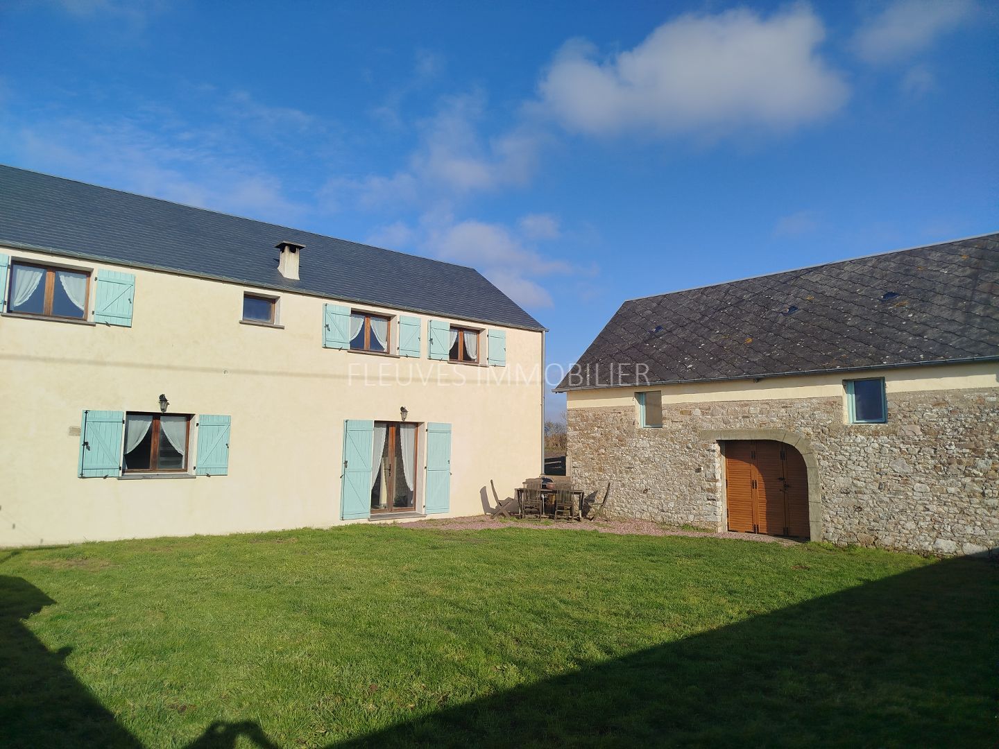 Maison en pierre rénovée