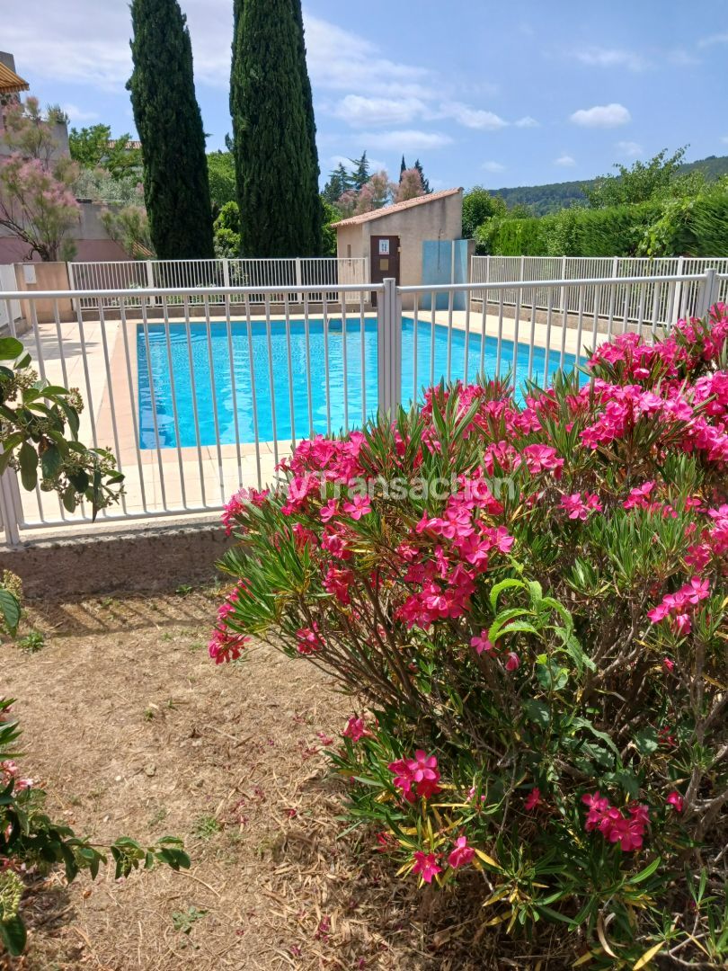 Appartement T4 moderne, design 239.000 eur  DRAGUIGNAN (piscine)