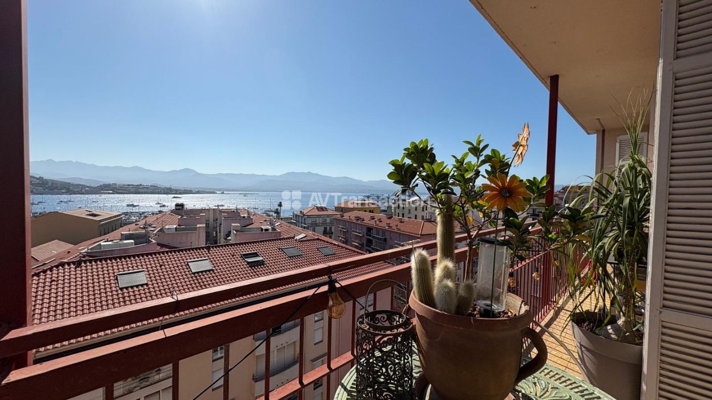 À Vendre appartement T3 Ajaccio