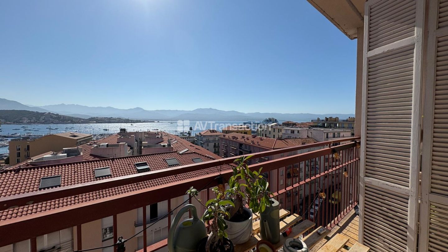 Appartement à vendre  - 3 pièce(s) - Ajaccio (20090)