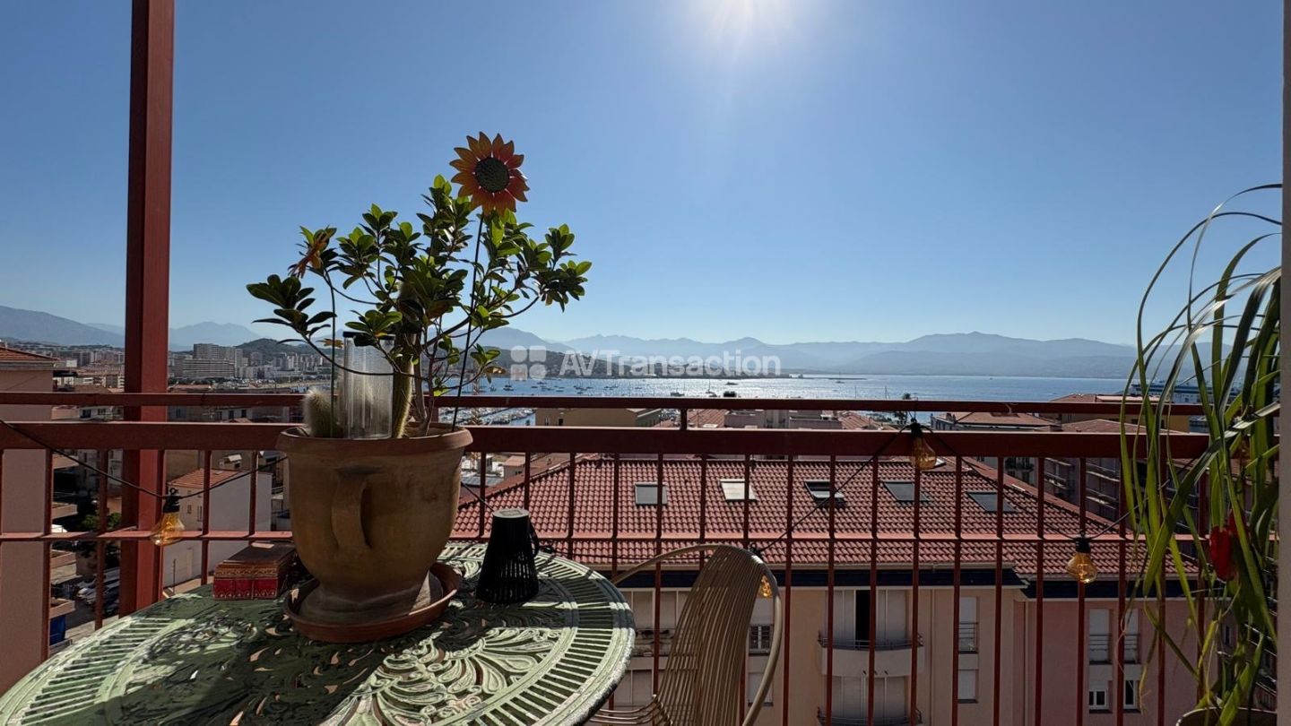 Appartement à vendre  - 3 pièce(s) - Ajaccio (20090)