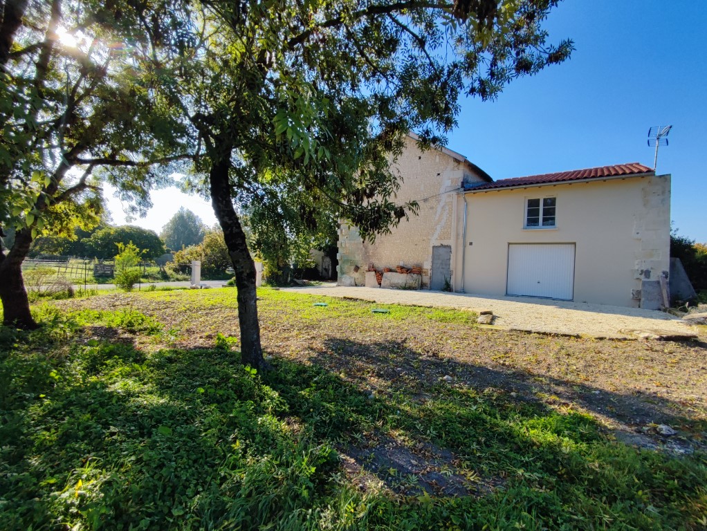 Maison à vendre  - 5 pièce(s) - 153m2 - La Jard (17460)