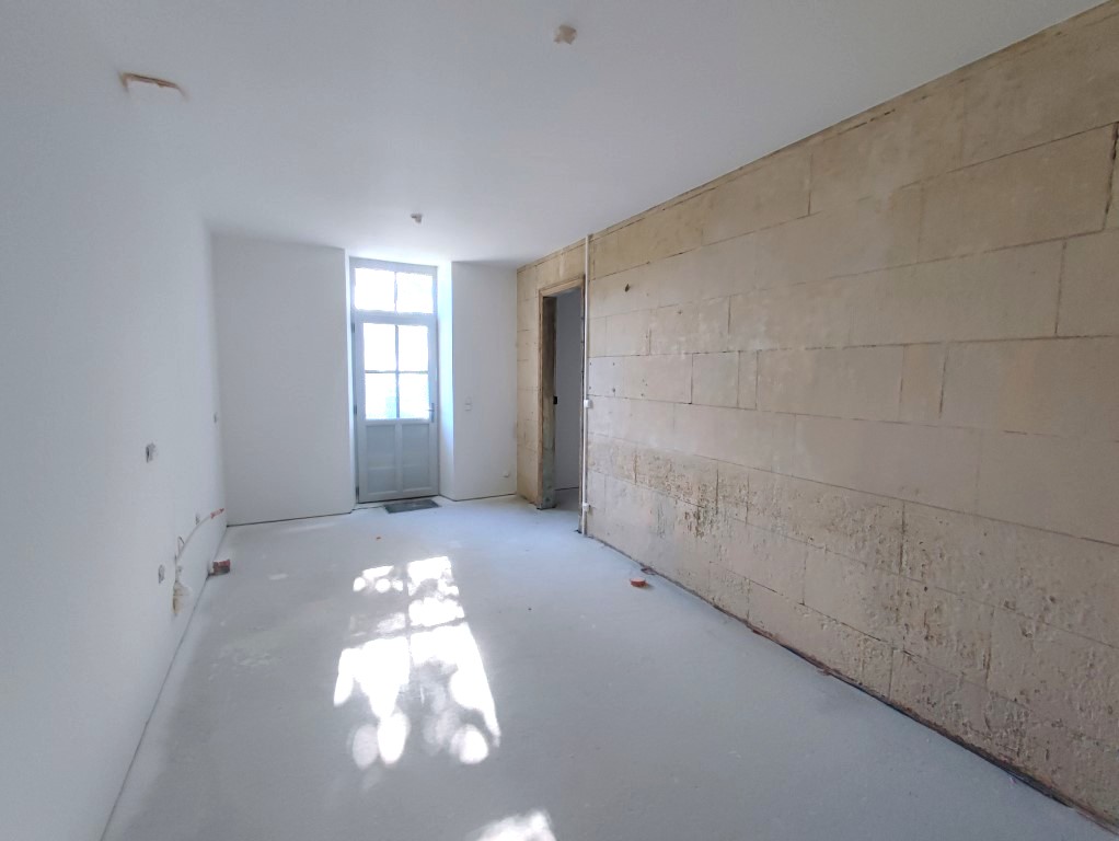 Maison à vendre  - 5 pièce(s) - 153m2 - La Jard (17460)