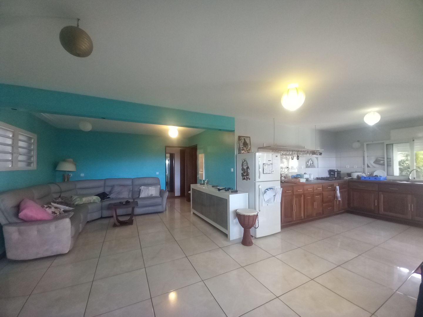 >Appartement en rez-de-jardin à louer  - 2 pièce(s) - 80m2 - Bois De Nèfles (97411)