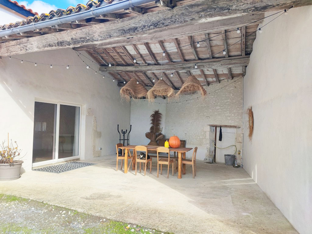 Maison à vendre  - 5 pièce(s) - 155m2 - Saint Sever De Saintonge (17800)