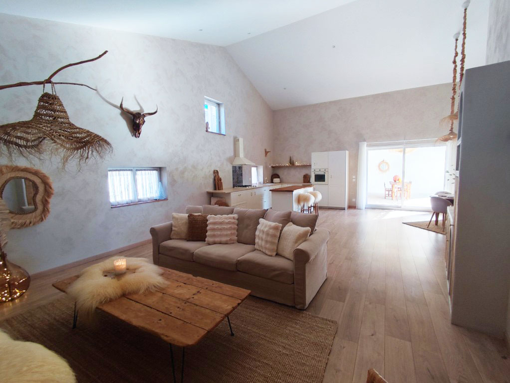 Maison à vendre  - 5 pièce(s) - 155m2 - Saint Sever De Saintonge (17800)