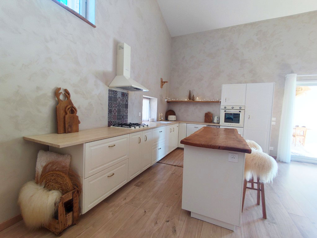 Maison à vendre  - 5 pièce(s) - 155m2 - Saint Sever De Saintonge (17800)