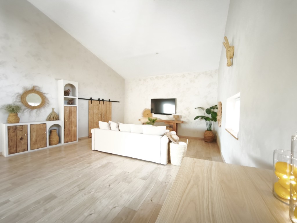 Maison à vendre  - 5 pièce(s) - 155m2 - Saint Sever De Saintonge (17800)