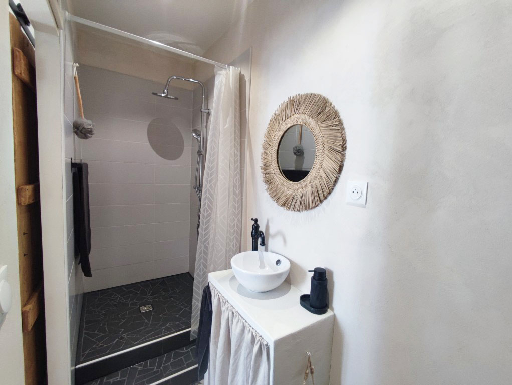 Maison à vendre  - 5 pièce(s) - 155m2 - Saint Sever De Saintonge (17800)