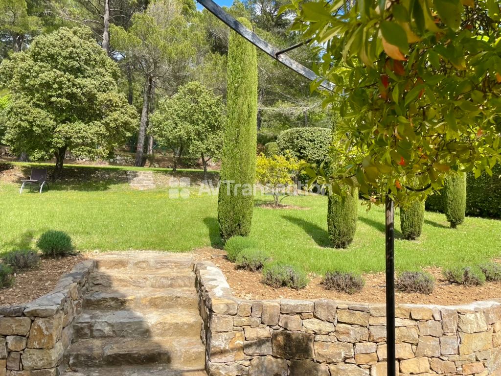 Maison à vendre  - 5 pièce(s) - 174m2 - Tourtour (83690)