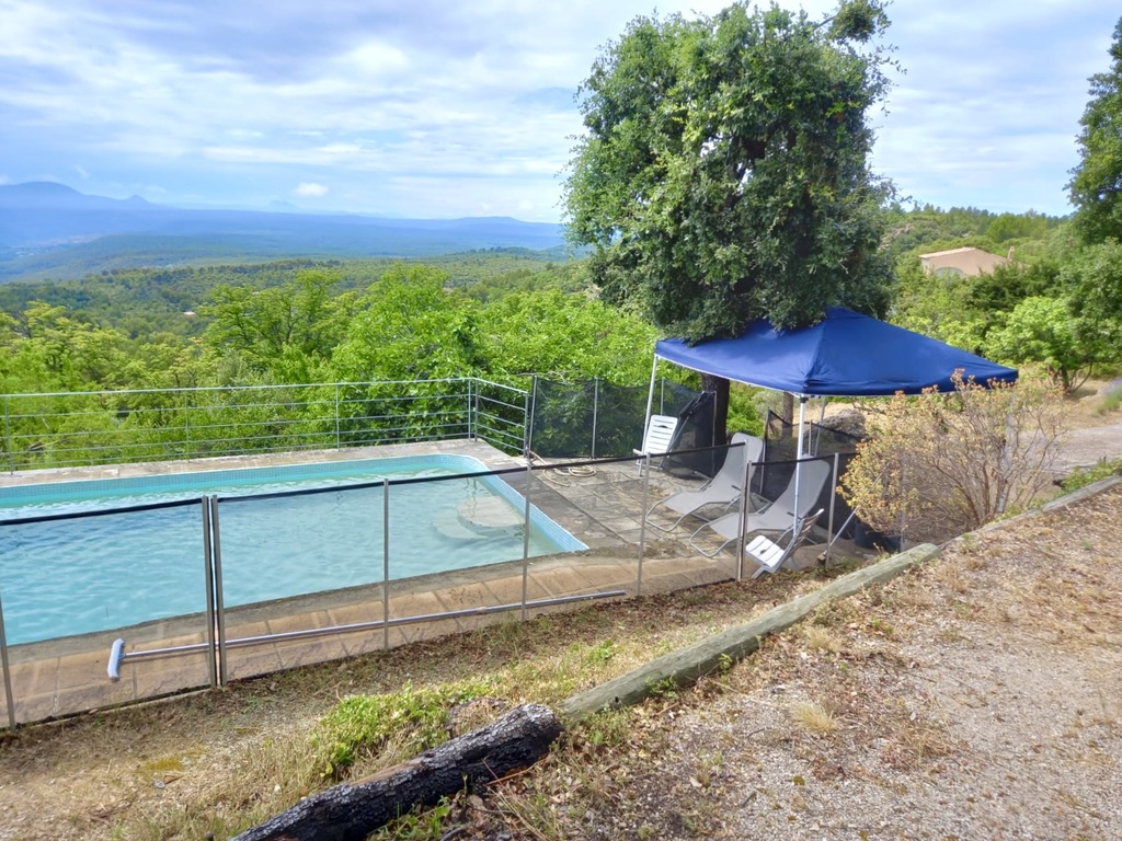 Maison à vendre  - 8 pièce(s) - 170m2 - Tourtour (83690)