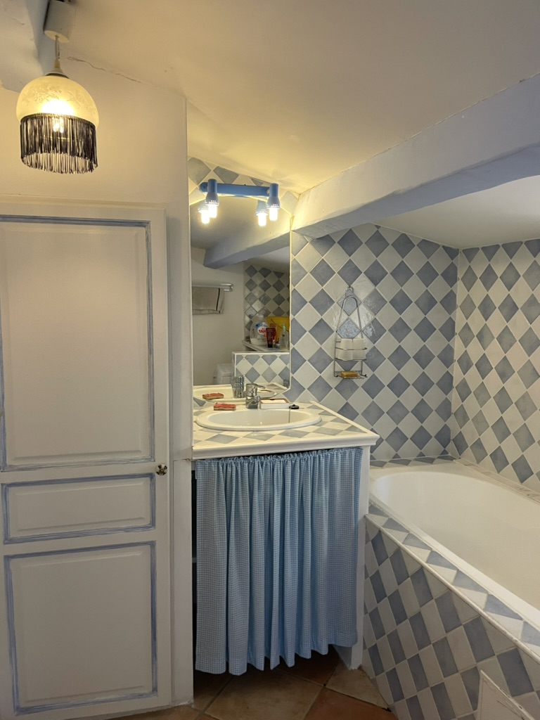 Maison à vendre  - 8 pièce(s) - 170m2 - Tourtour (83690)