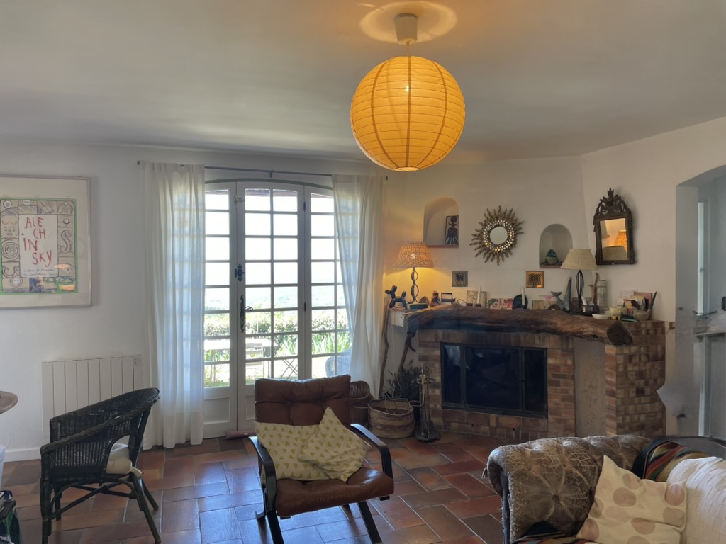 Maison à vendre  - 8 pièce(s) - 170m2 - Tourtour (83690)