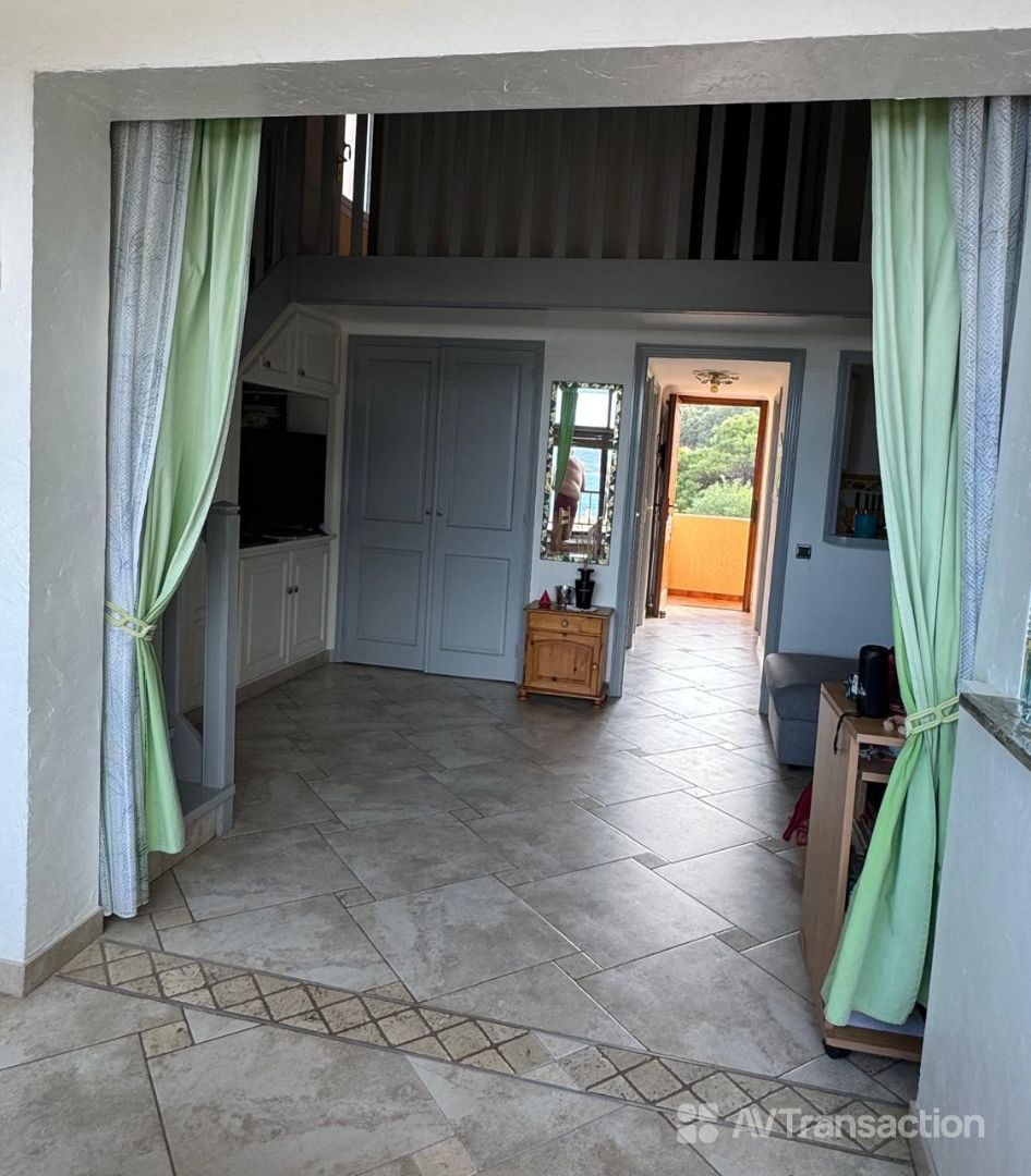 Magnifique duplex à 20' d'Ajaccio face au golfe de la Liscia