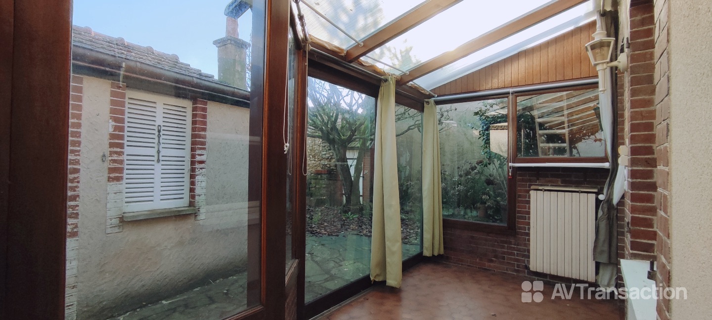 Maison à vendre  - 6 pièce(s) - 158m2 - Prunay-le-gillon (28360)