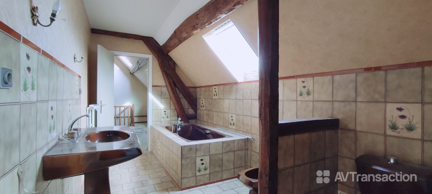 Maison à vendre  - 6 pièce(s) - 158m2 - Prunay-le-gillon (28360)