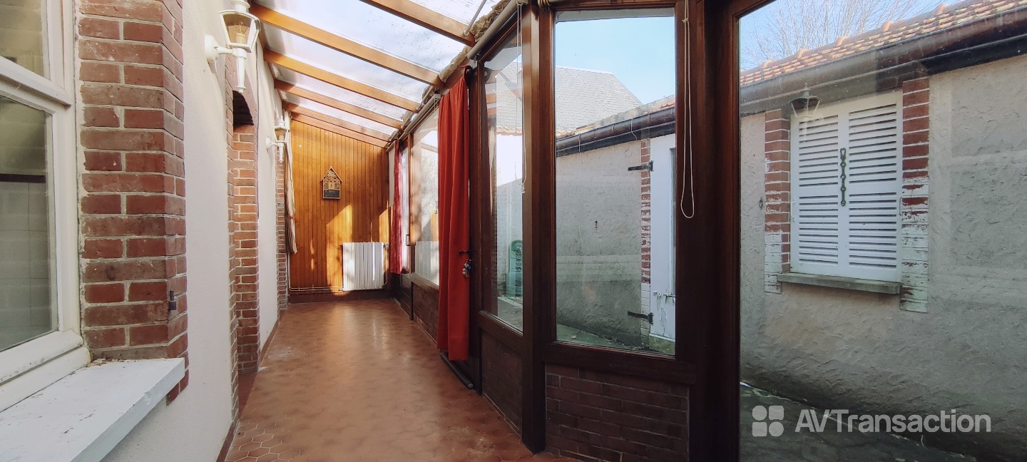 Maison à vendre  - 6 pièce(s) - 158m2 - Prunay-le-gillon (28360)