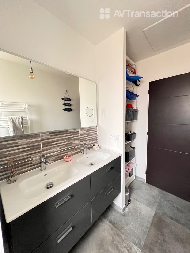 Maison à vendre  - 5 pièce(s) - 118m2 - Lacanau (33680)