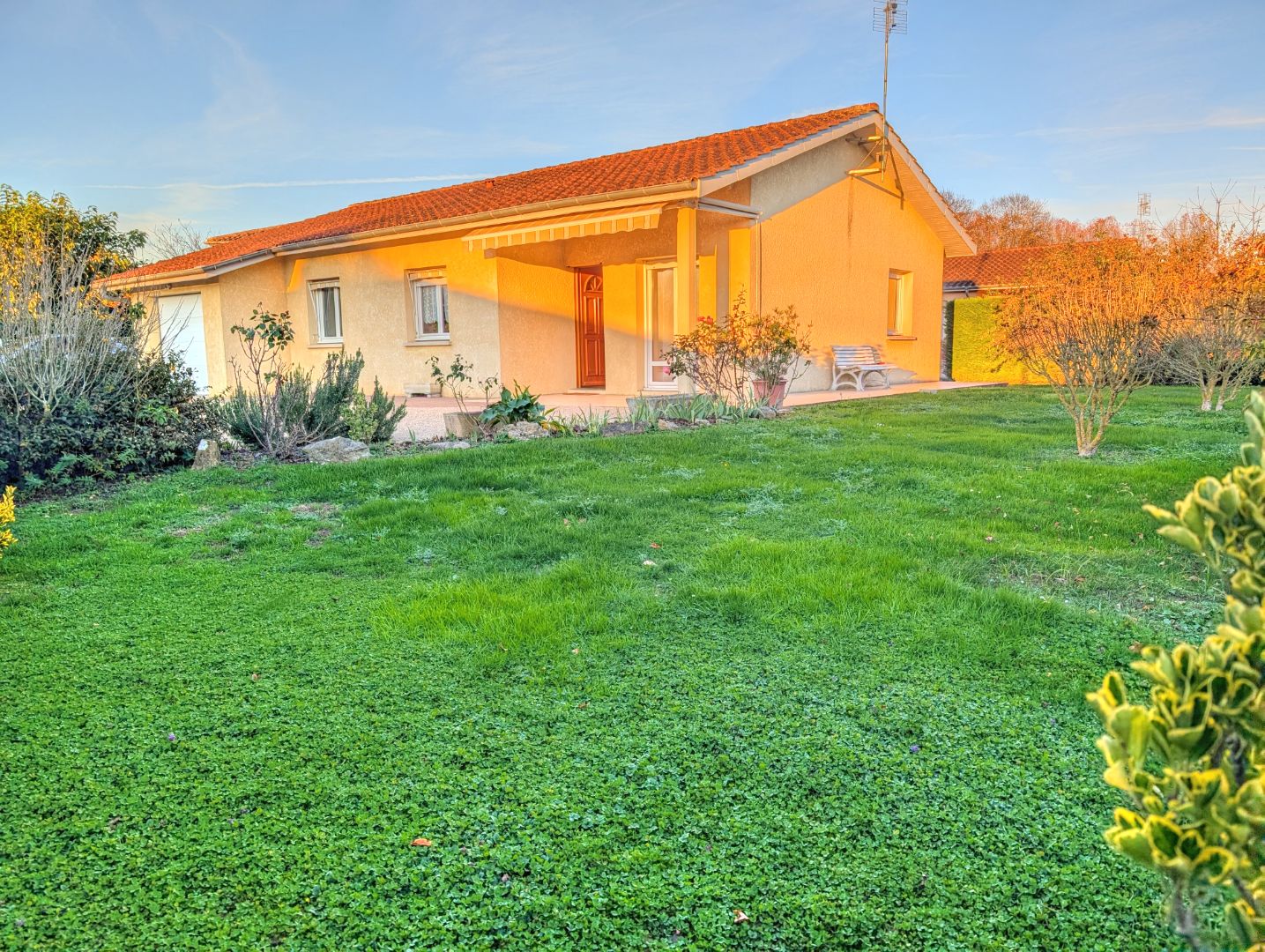 Maison à vendre  - 4 pièce(s) - 96m2 - Replonges (01750)