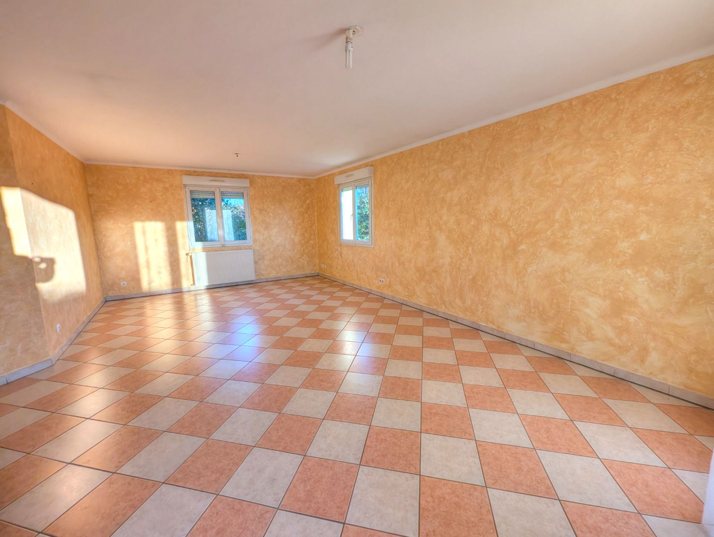 Maison à vendre  - 4 pièce(s) - 96m2 - Replonges (01750)