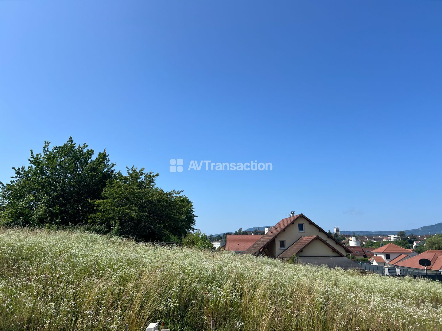 Terrain constructible à vendre  - 844m2 - Belley (01300)