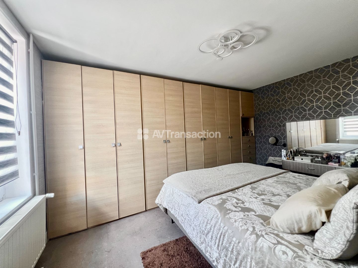 Propriété à vendre  - 15 pièce(s) - 490m2 - Yenne (73170)