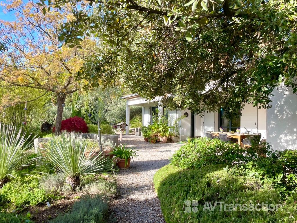 Maison à vendre  - 5 pièce(s) - 160m2 - Lorgues (83510)