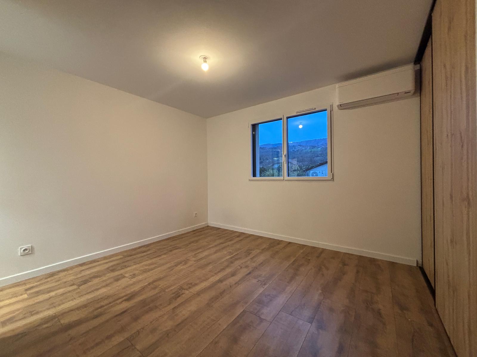 Maison individuelle à vendre  - 5 pièce(s) - 112m2 - Cranves-sales (74380)