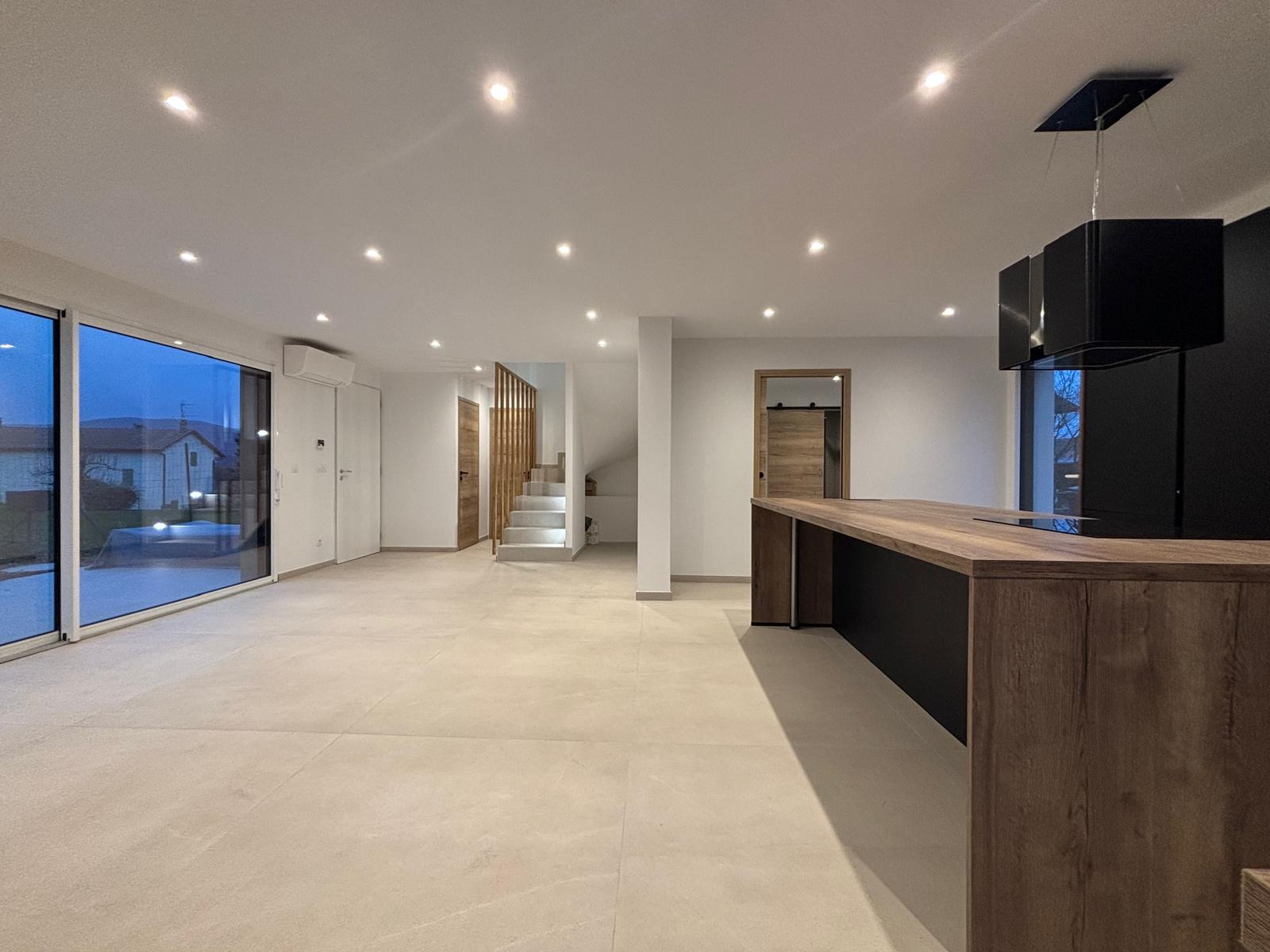 Maison individuelle à vendre  - 5 pièce(s) - 112m2 - Cranves-sales (74380)