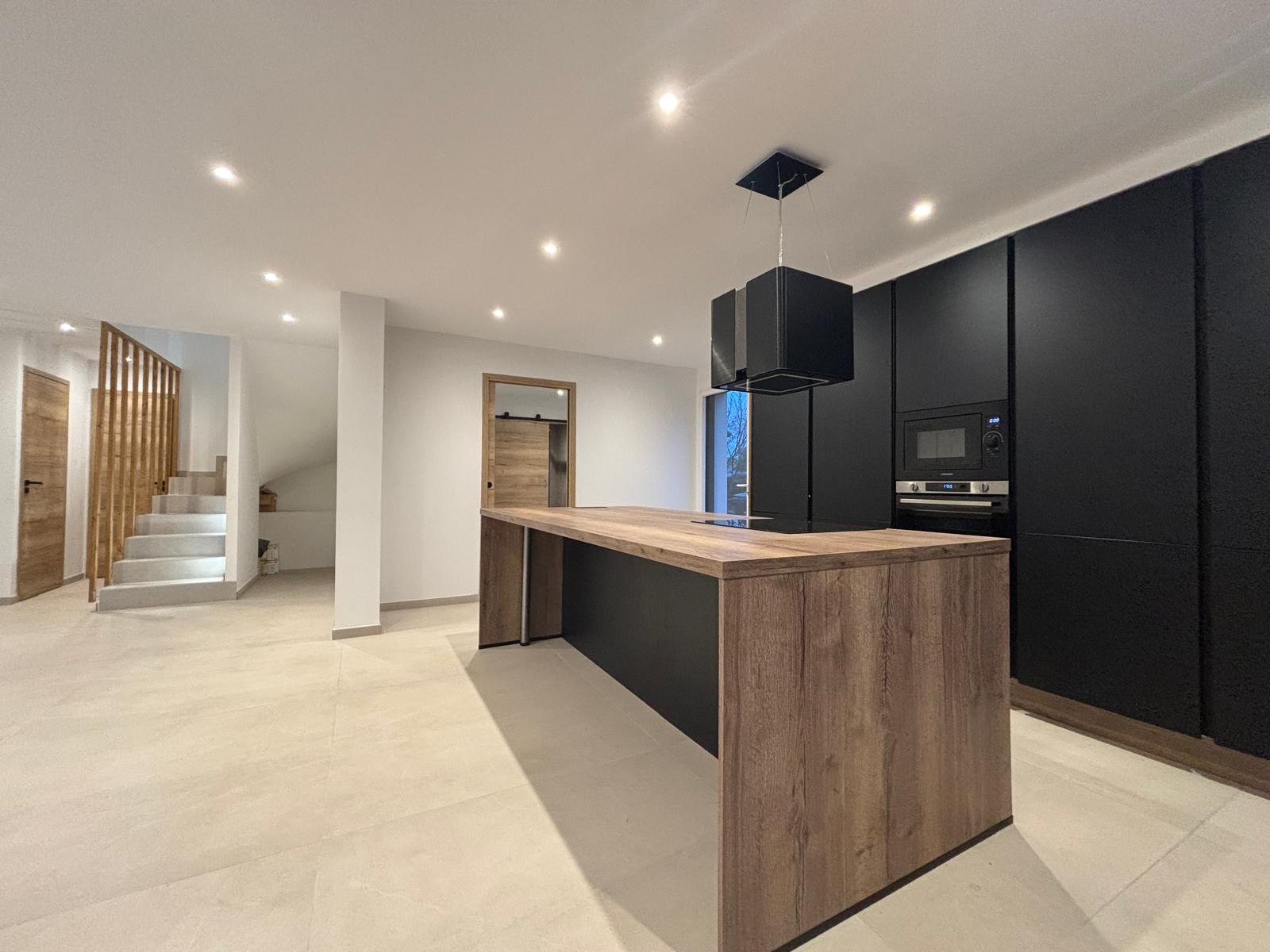 Maison individuelle à vendre  - 5 pièce(s) - 112m2 - Cranves-sales (74380)