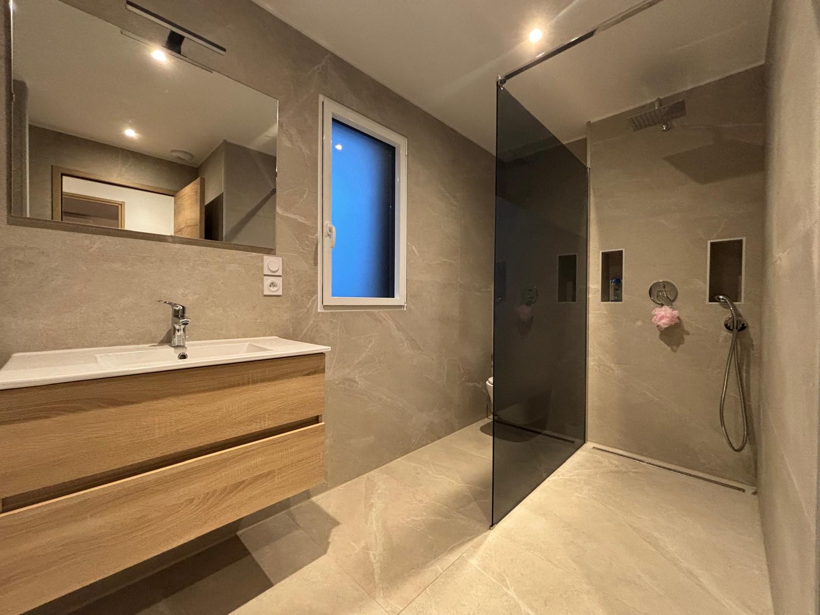 Maison individuelle à vendre  - 5 pièce(s) - 112m2 - Cranves-sales (74380)