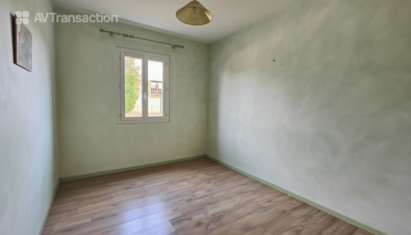 Maison à vendre  - 6 pièce(s) - 131m2 - Jonquières-saint-vincent (30300)