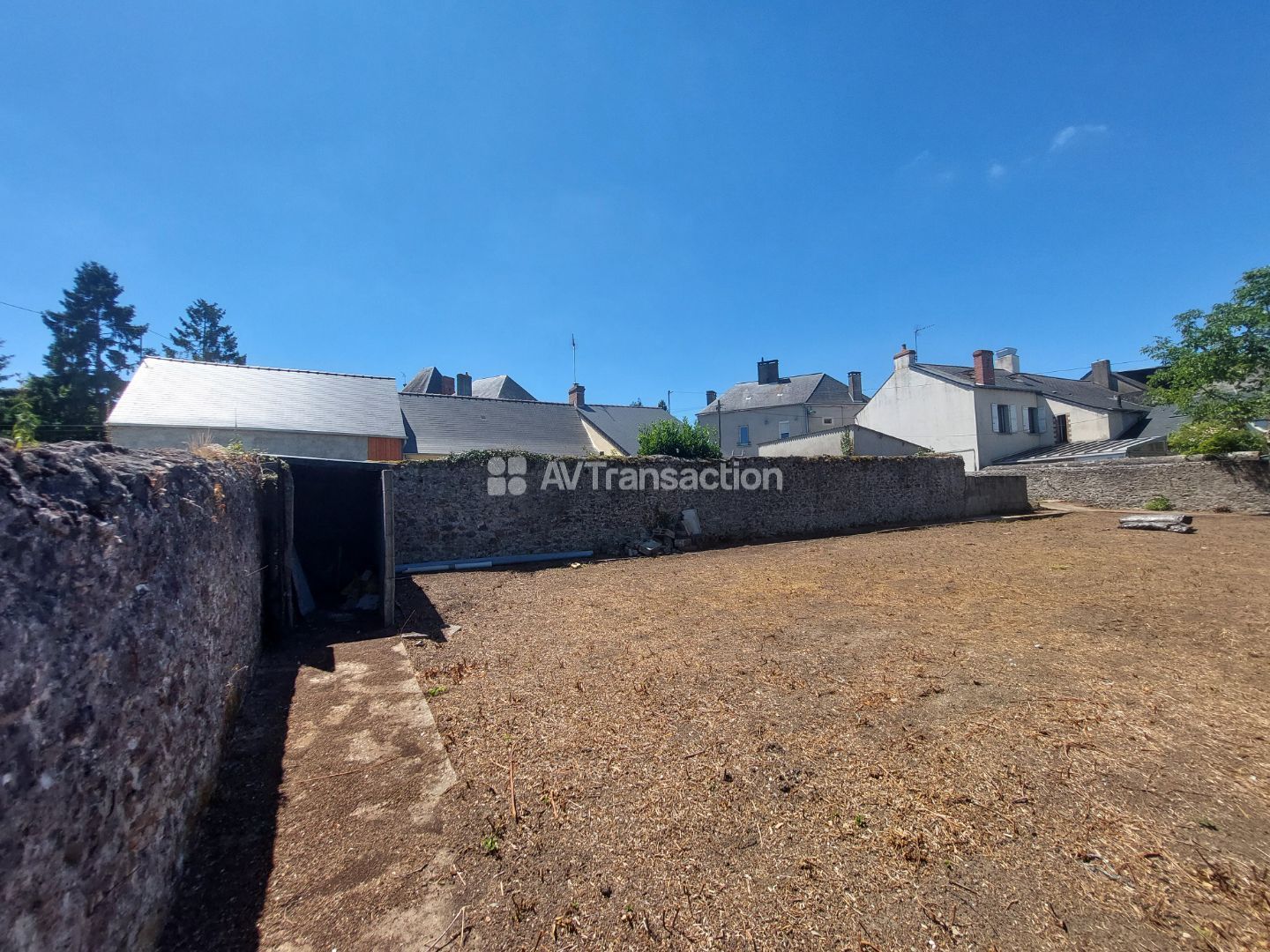 Terrain constructible à vendre  - 610m2 - Vaiges (53480)