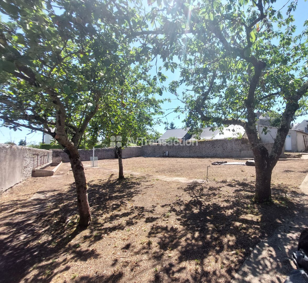 Terrain constructible à vendre  - 610m2 - Vaiges (53480)