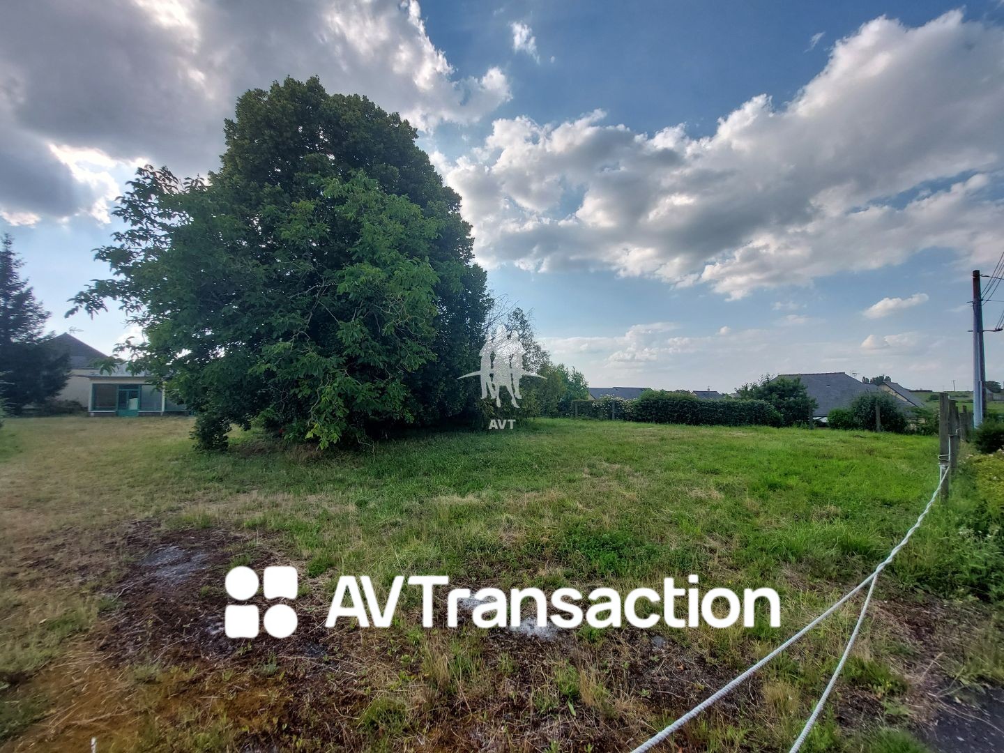 Terrain constructible à vendre  - 1700m2 - Vaiges (53480)