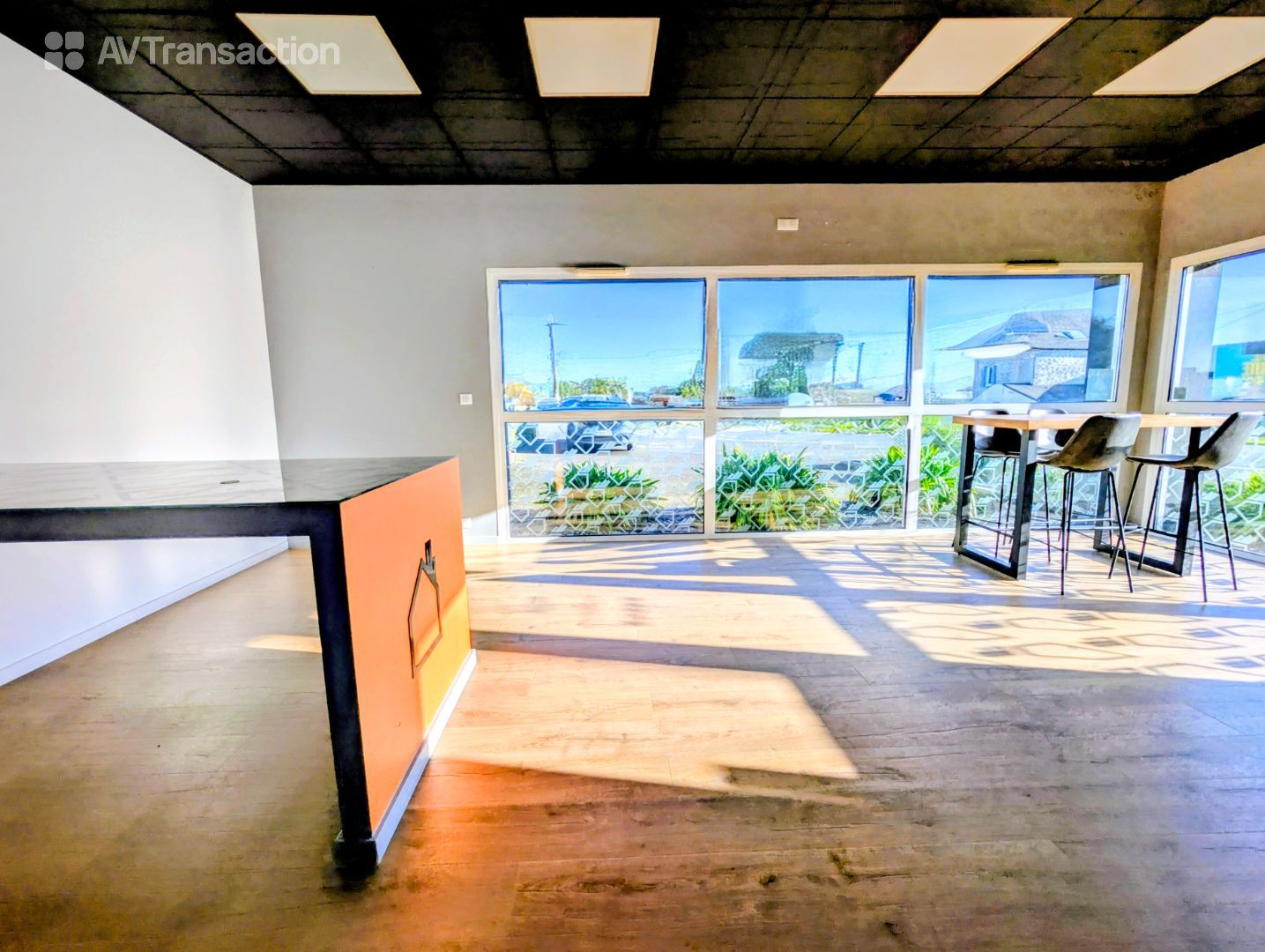 Immeuble commercial à vendre  - 99m2 - Pordic (22590)