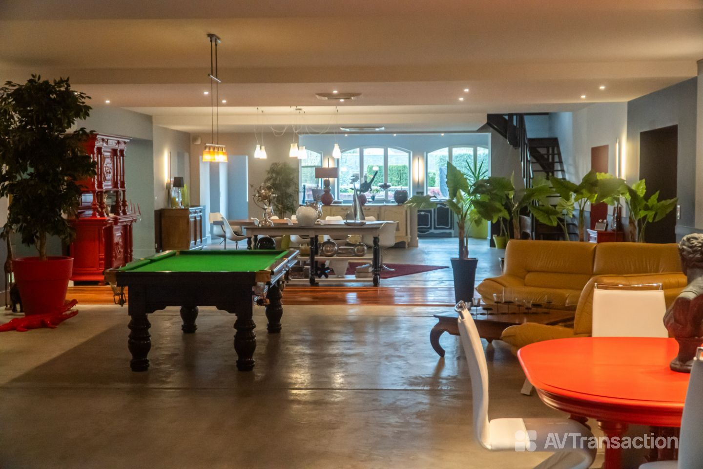 Maison à vendre  - 8 pièce(s) - 807.93m2 - Châtellerault (86100)