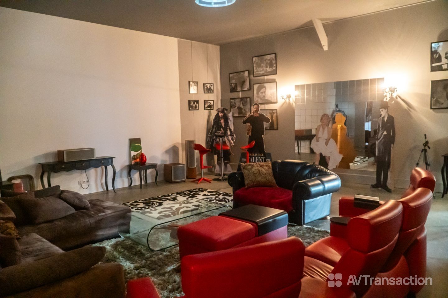 Maison à vendre  - 8 pièce(s) - 807.93m2 - Châtellerault (86100)