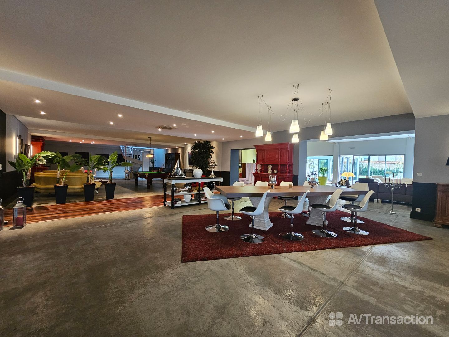 Maison à vendre  - 8 pièce(s) - 807.93m2 - Châtellerault (86100)