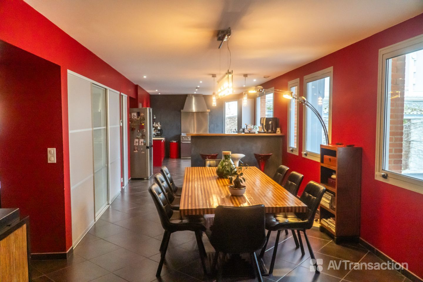 Maison à vendre  - 8 pièce(s) - 807.93m2 - Châtellerault (86100)