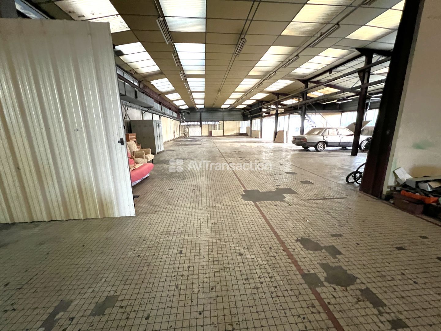 A vendre , Dozulé ( 14430 ) , local d'activité 1700 m2