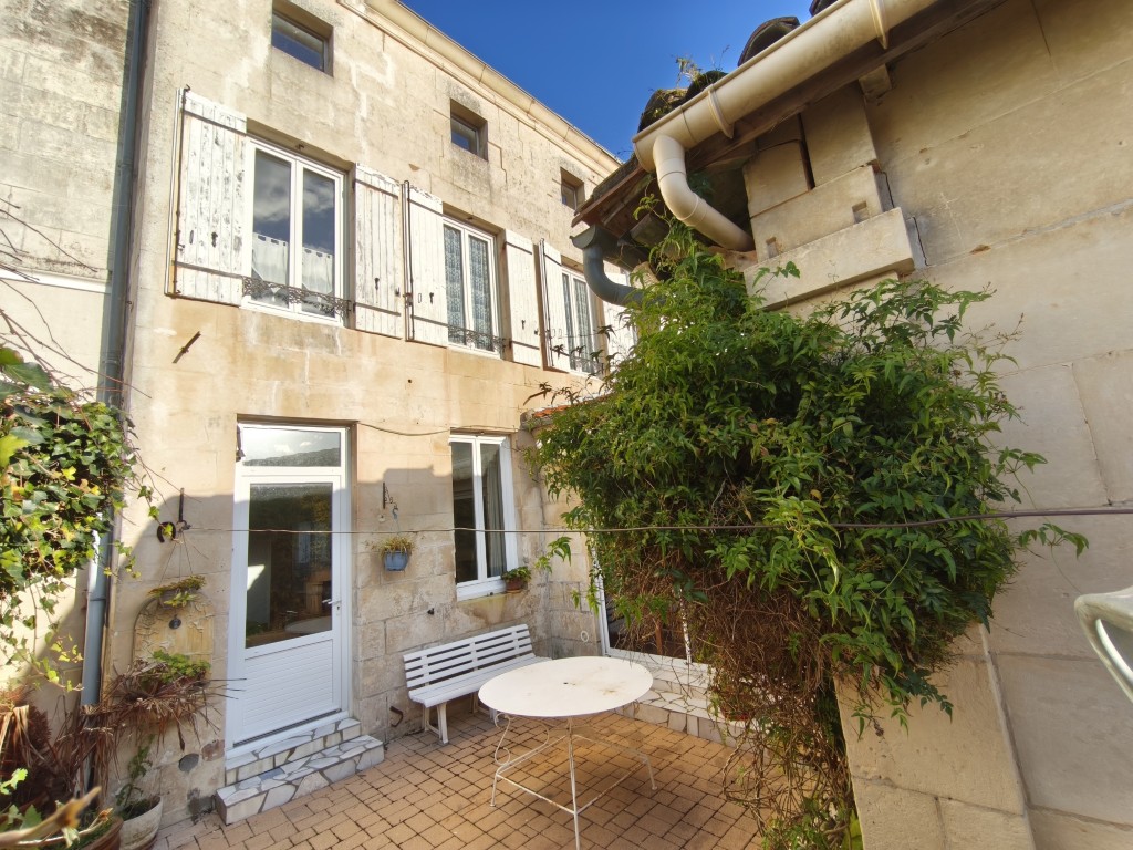 En centre-ville de PONS