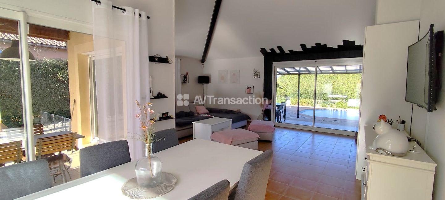 Maison individuelle à vendre  - 7 pièce(s) - 130m2 - Vallon-pont-d'arc (07150)