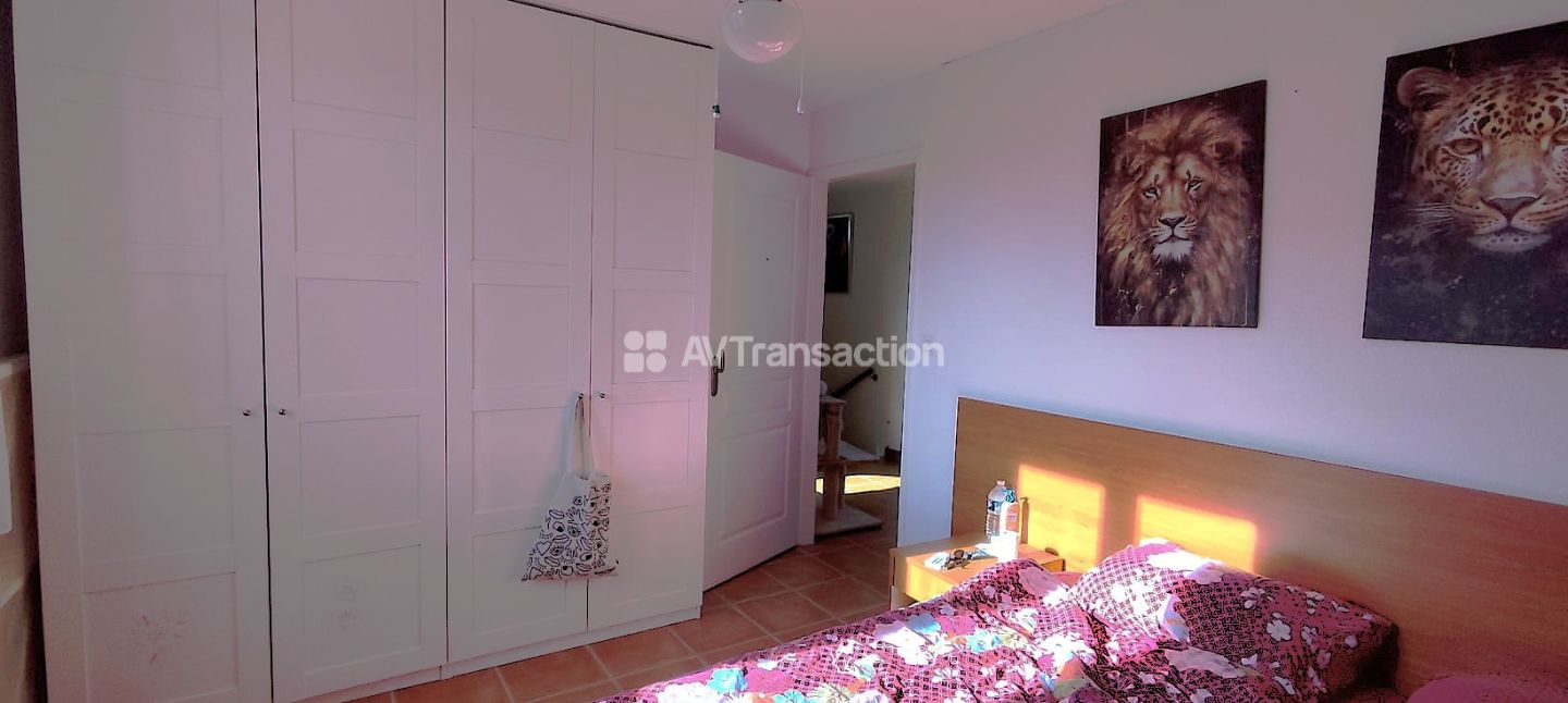 Maison individuelle à vendre  - 7 pièce(s) - 130m2 - Vallon-pont-d'arc (07150)