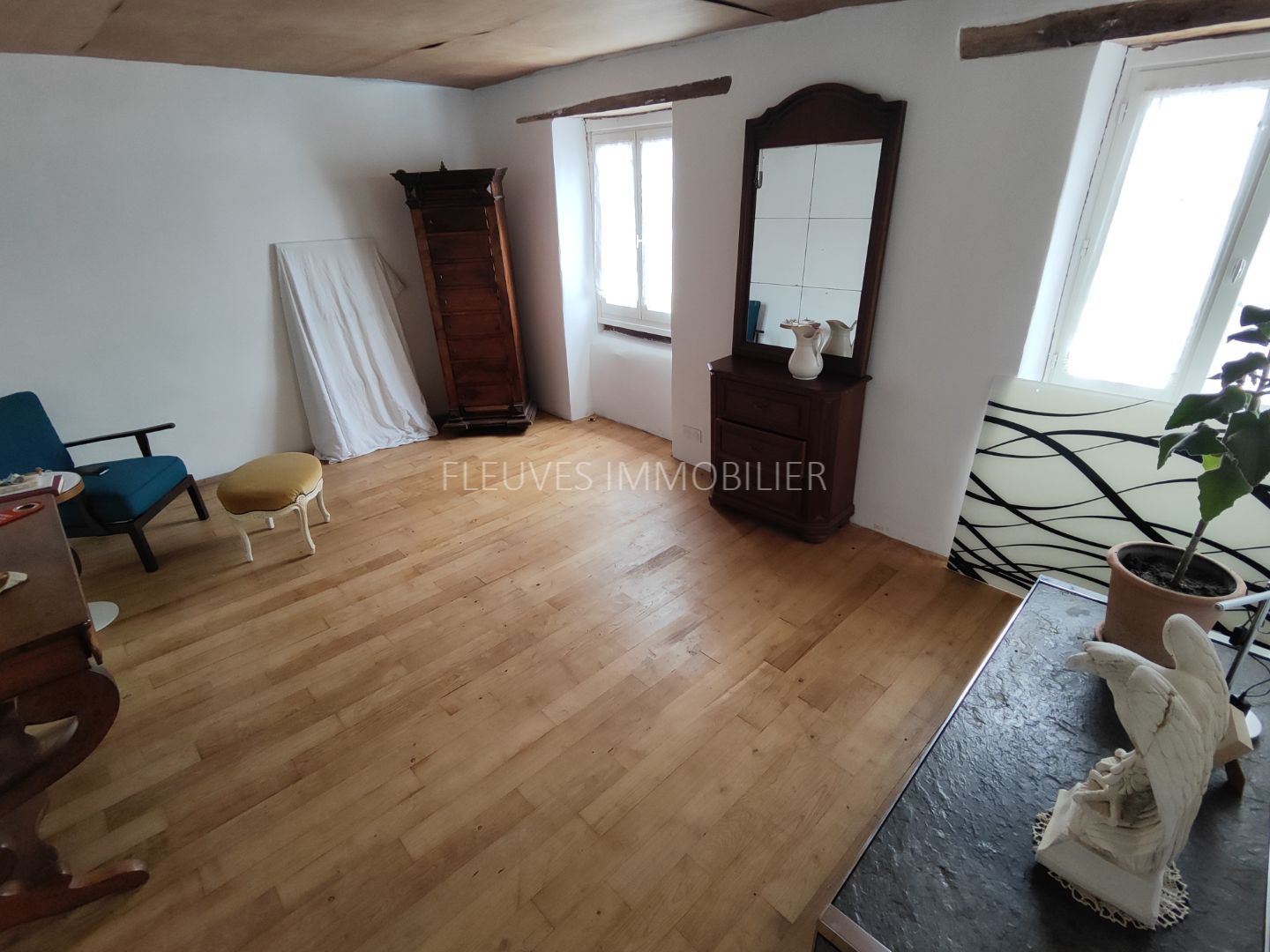 Maison à vendre  - 10 pièce(s) - 314m2 - Arrast-larrebieu (64130)