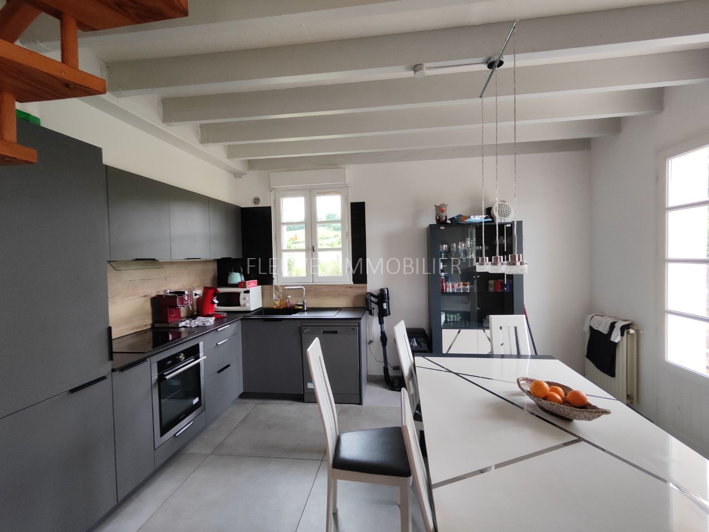 Maison à vendre  - 10 pièce(s) - 314m2 - Arrast-larrebieu (64130)